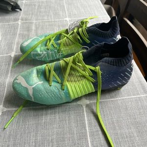 PUMA Future Z 1.2 FG AG 'Green Glare Elektro Aqua' soccer cleats US8 -worn twice